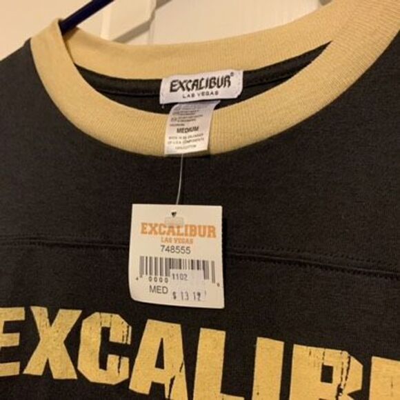 Excalibur 90 Las Vegas Size Medium T-Shirt *New* - Picture 3 of 5